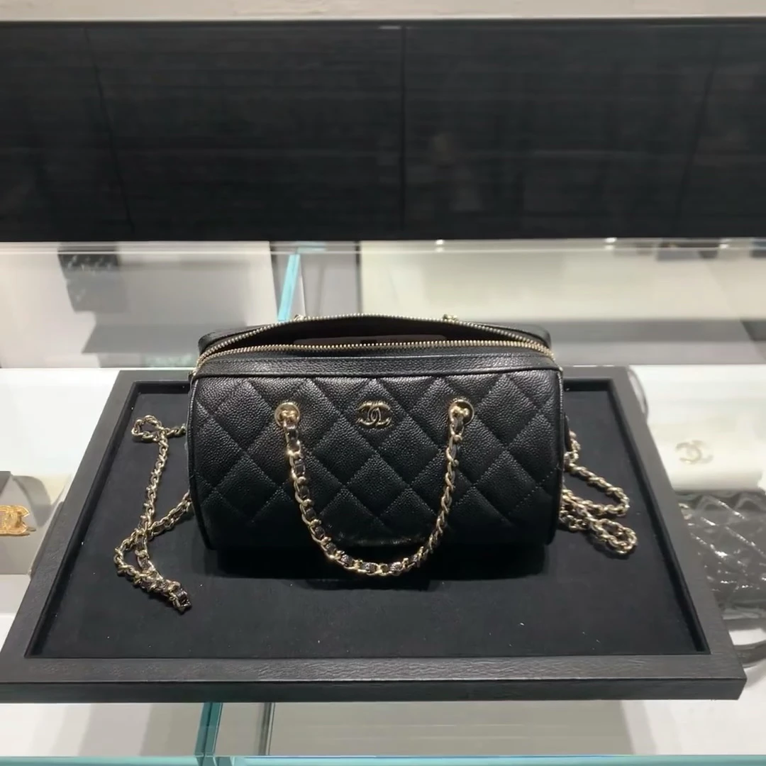 全新未使用 Chanel/香奈儿 青奢荟/香奈儿25p保龄球斜挎包/