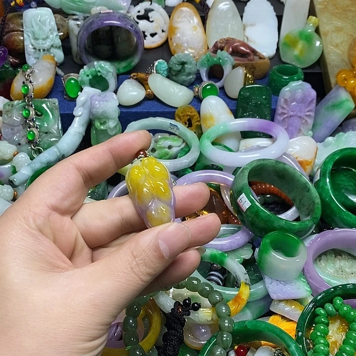 颈饰未镶嵌翡翠官方正规军回血放漏