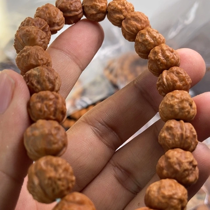 猴头核桃吊坠大的有什么