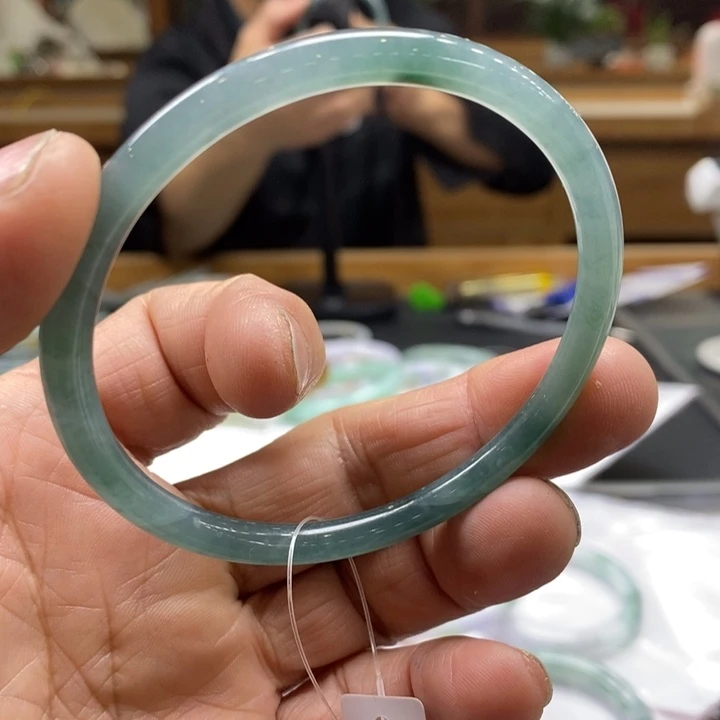 翡翠未镶嵌手镯翡翠手镯58-60，卡5十