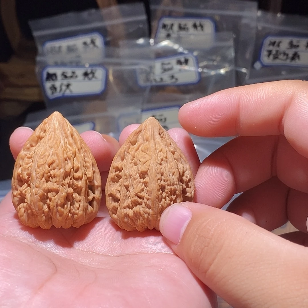 文玩核桃吊坠33全品塔尖