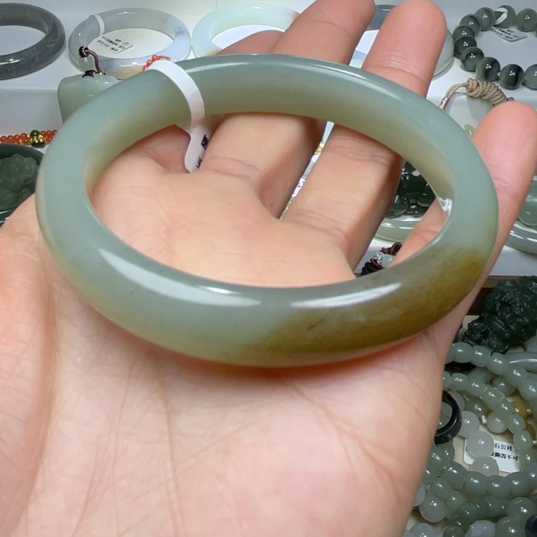 和田玉未镶嵌颈饰54.5圈口