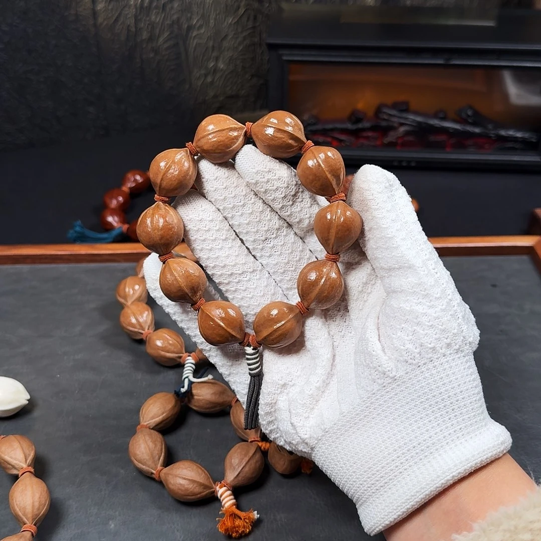 2.0*2.5短圆款原生态梅林铁核手串