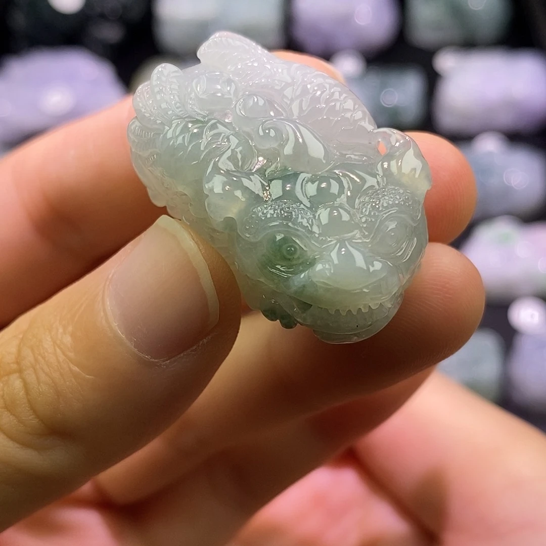 翡翠未镶嵌颈饰天然缅甸翡翠貔貅吊坠