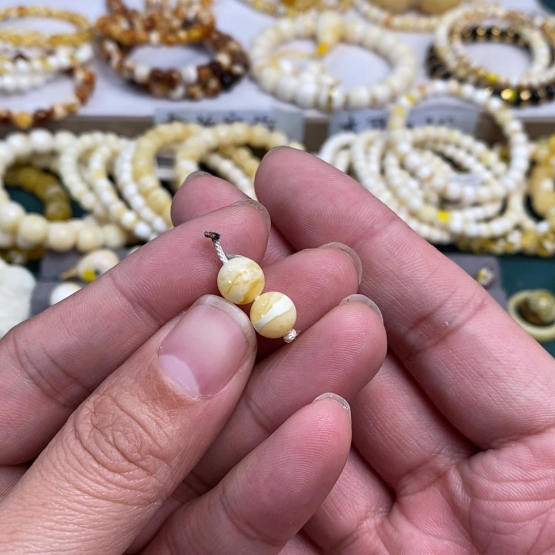 琥珀裸石未镶嵌随**安8+圆珠