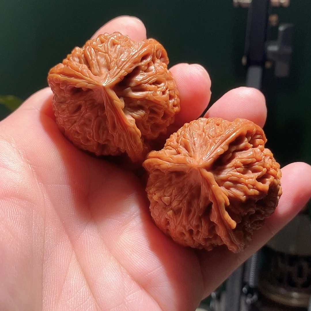 把件文玩核桃45水龙纹三棱