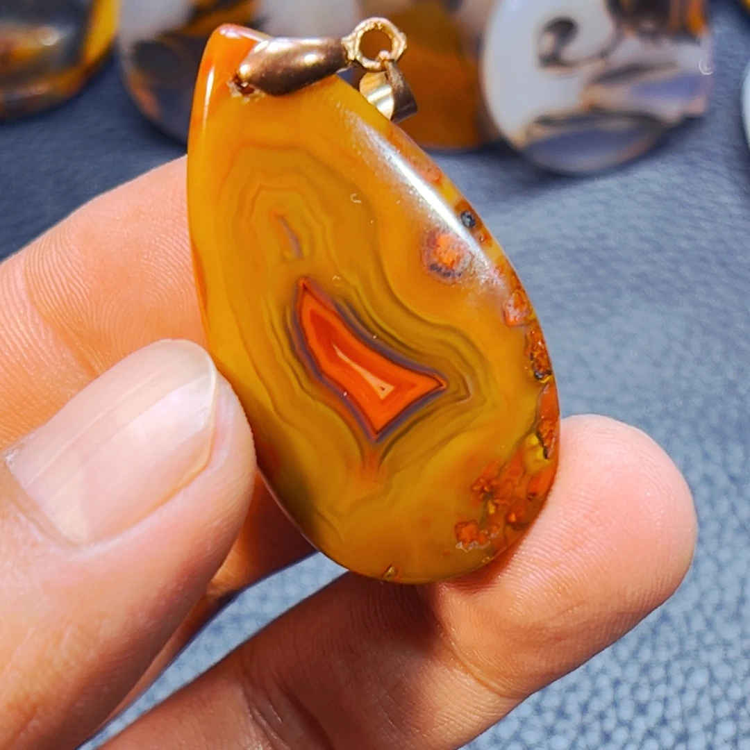 玛瑙/玉髓未镶嵌吊坠(不含链)