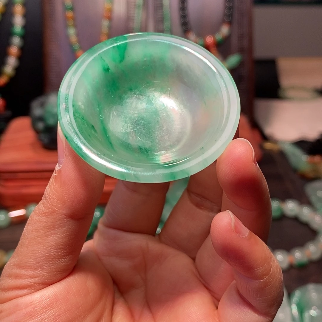 石英质玉（非洲翠）未镶嵌摆件