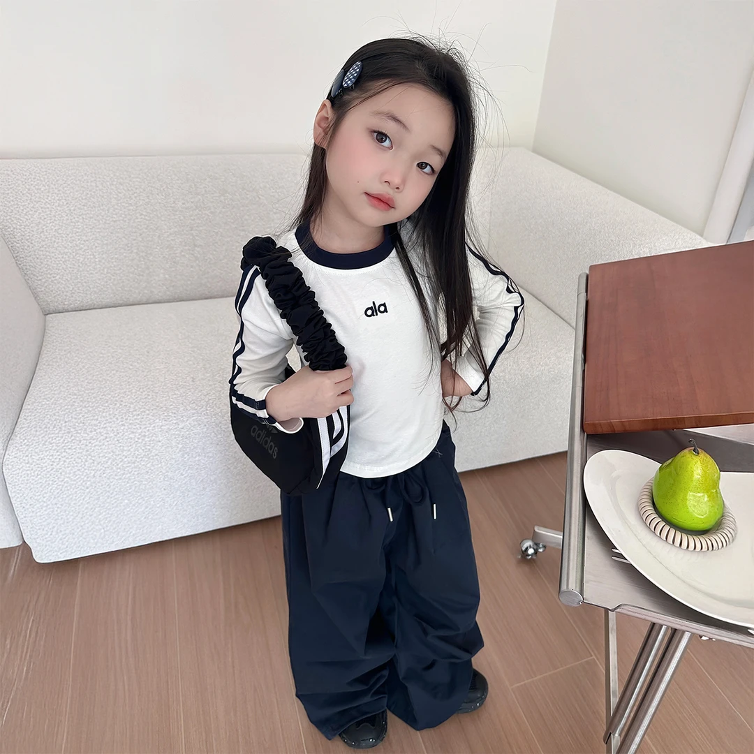 简约女童秋装套装2025新款小女孩韩系长袖上衣儿童洋气时髦阔腿裤