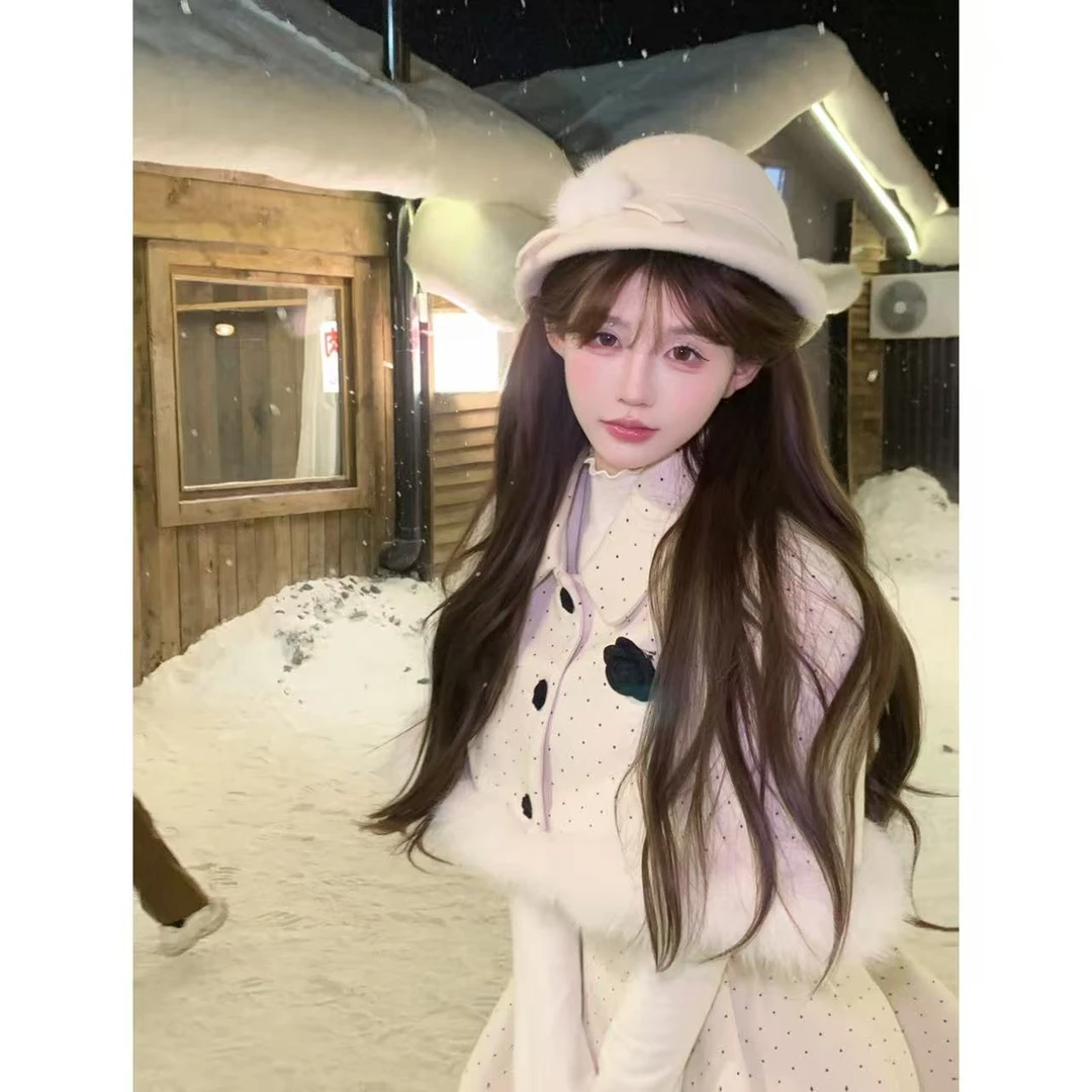 天鹅湖 冬季千金风甜美气质显瘦修身三件套R3319-1W