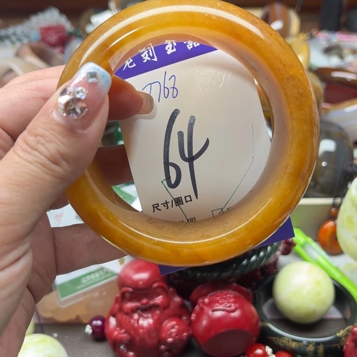 石英质玉颈饰未镶嵌