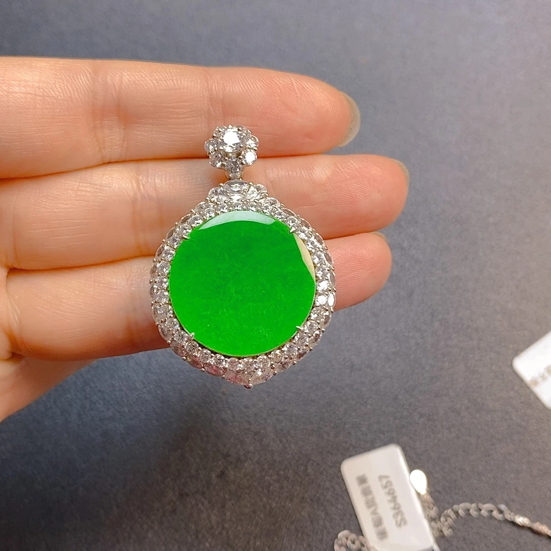 菲***翡翠银S925镶嵌颈饰