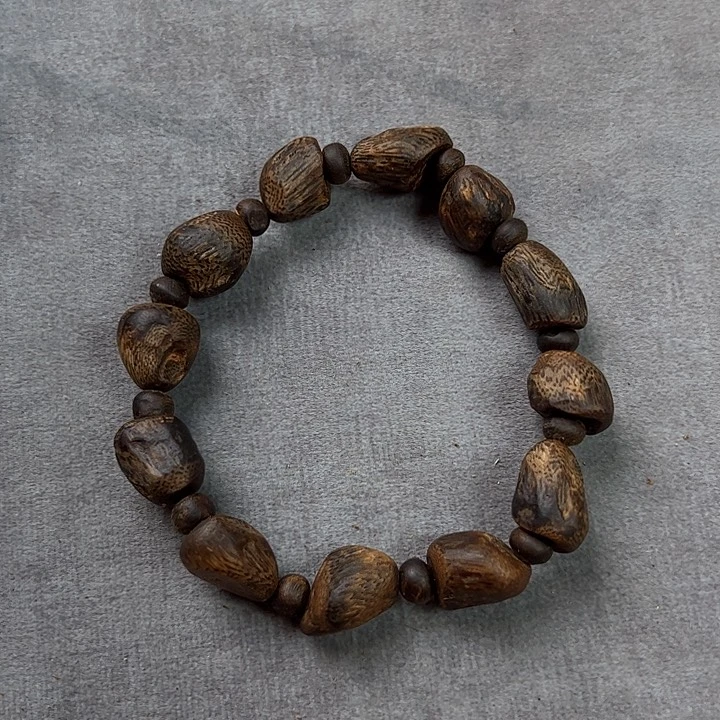 沉香手串苏****道12树丁海南奇楠