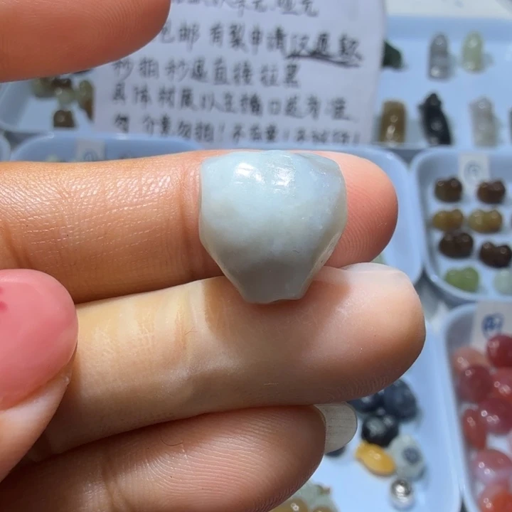 和田玉未镶嵌珠宝奇石