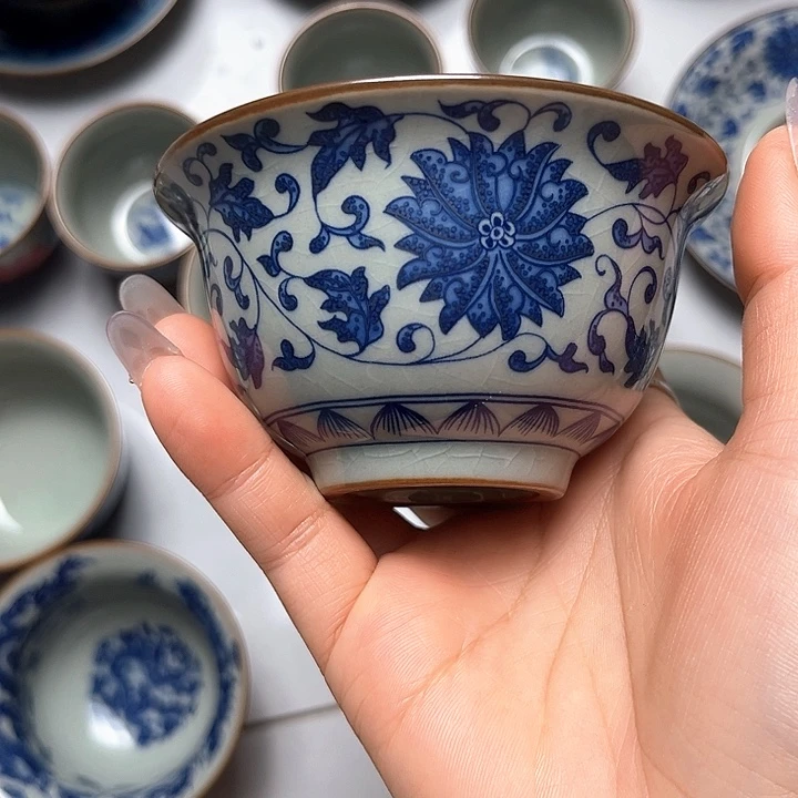 青花缠枝莲压手杯