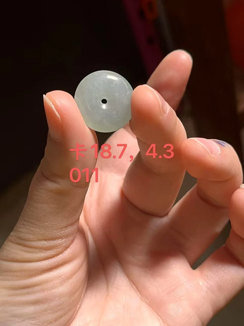 天然缅甸A货翡翠平安扣