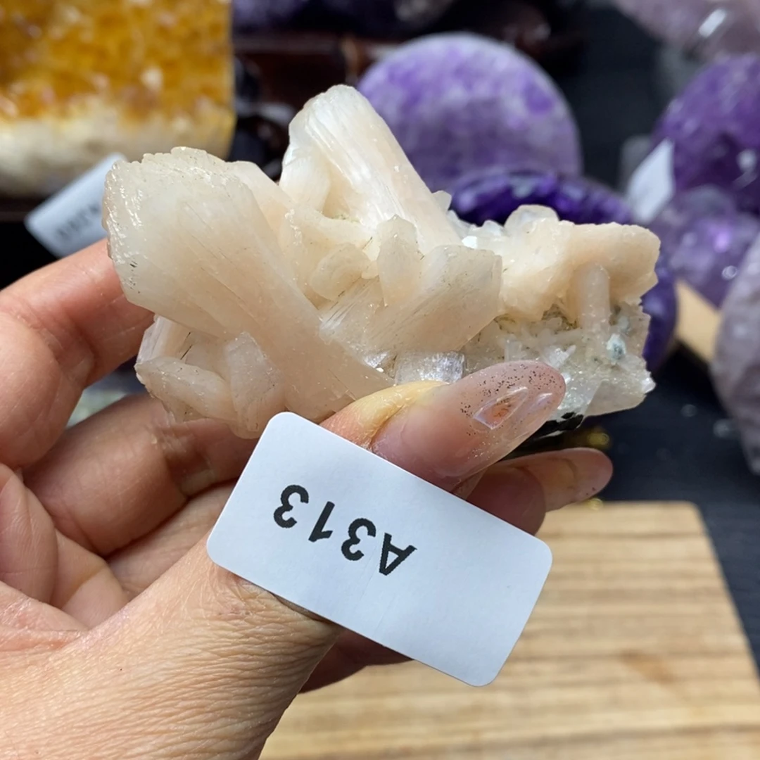 大型摆件（非配饰）未镶嵌水晶