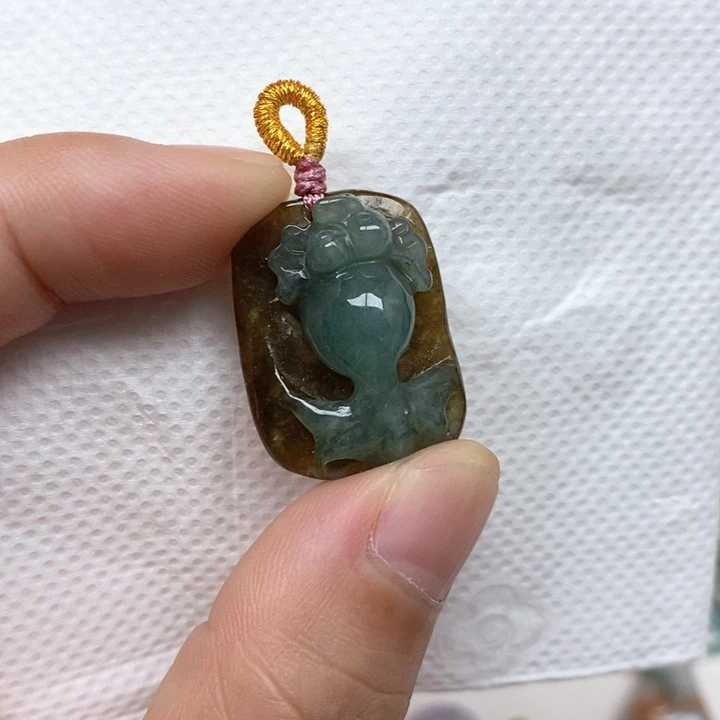 颈饰未镶嵌翡翠天然缅甸翡翠