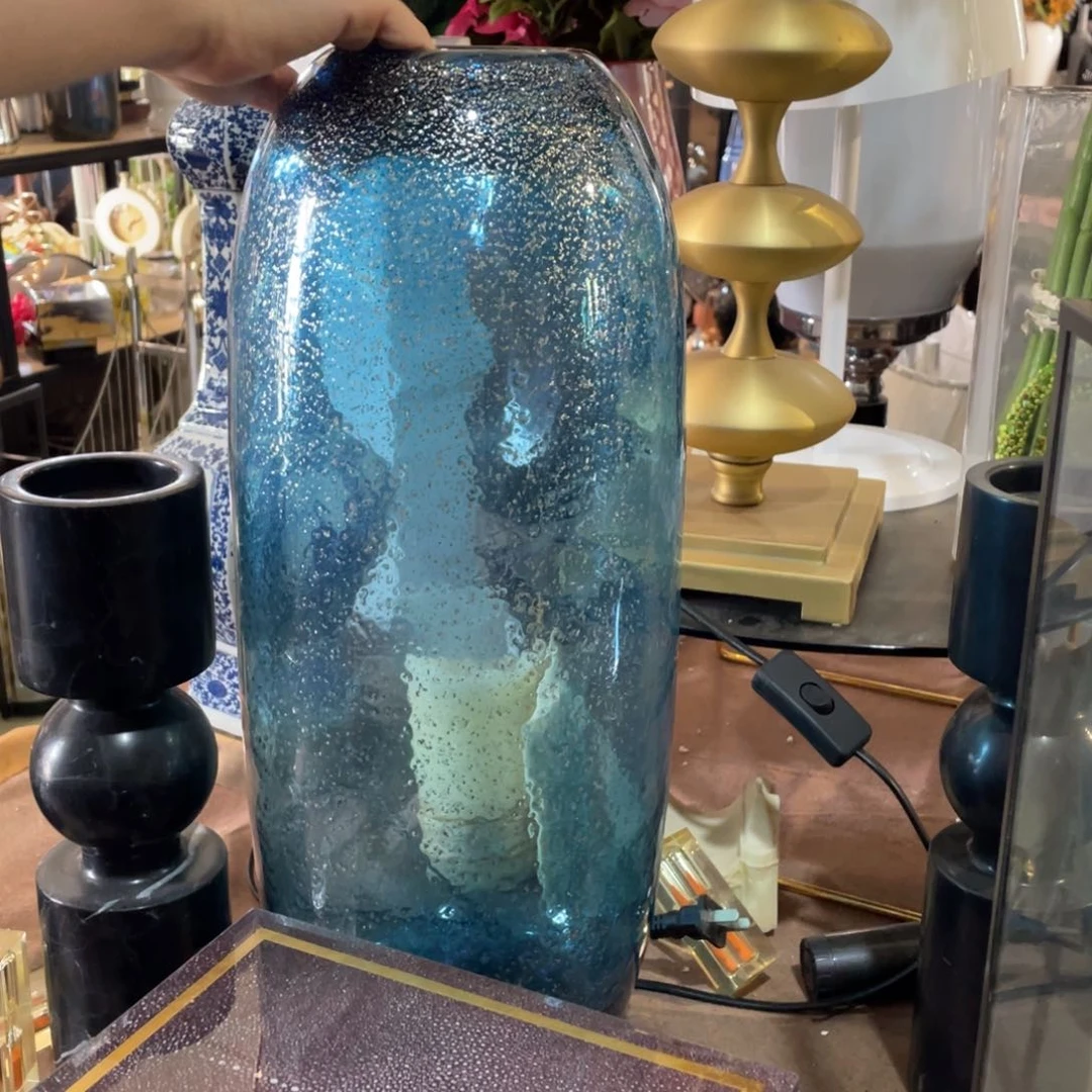 陶瓷花瓶，部分微瑕