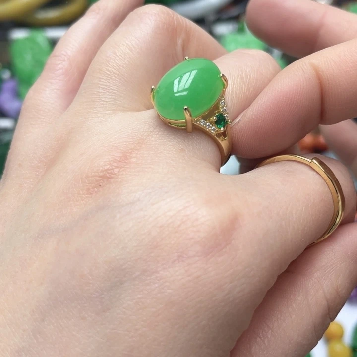 翡翠未镶嵌手链戒指52