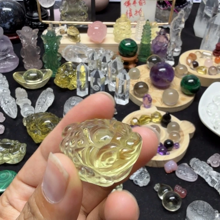 未镶嵌珠宝半成品水晶