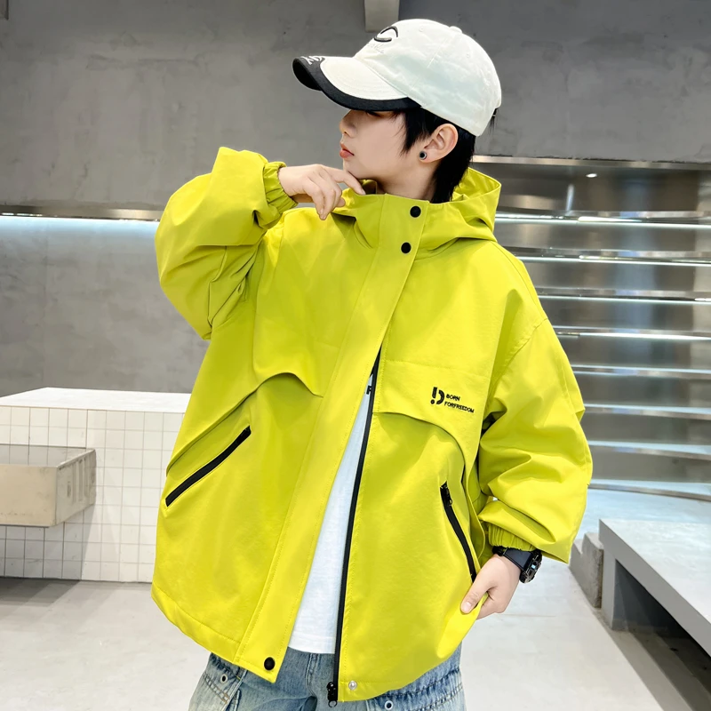 儿童装男童外套春秋款2025新款中大童冲锋衣秋季衣服秋装男孩酷帅