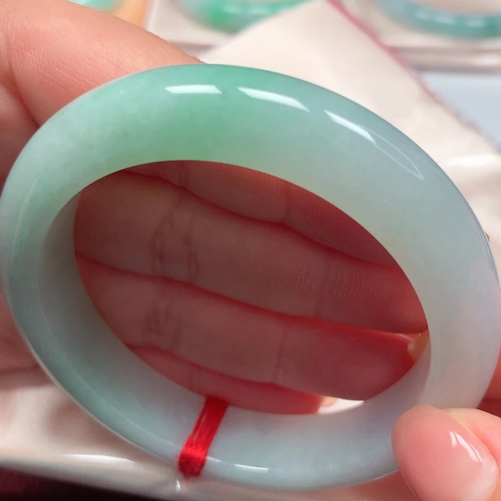 翡翠手镯未镶嵌半山水6