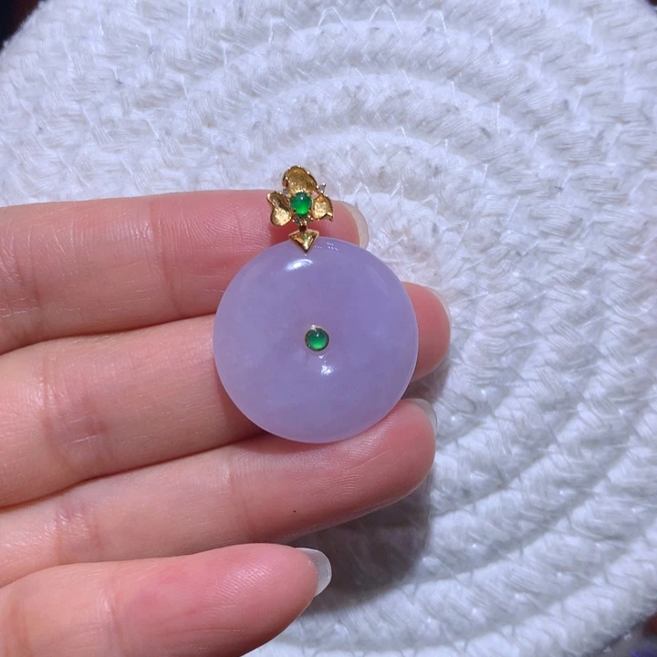 翡翠颈饰18K金镶嵌冰粉紫扣吊坠