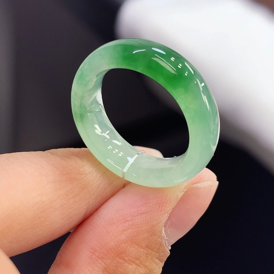 翡翠未镶嵌戒指15号