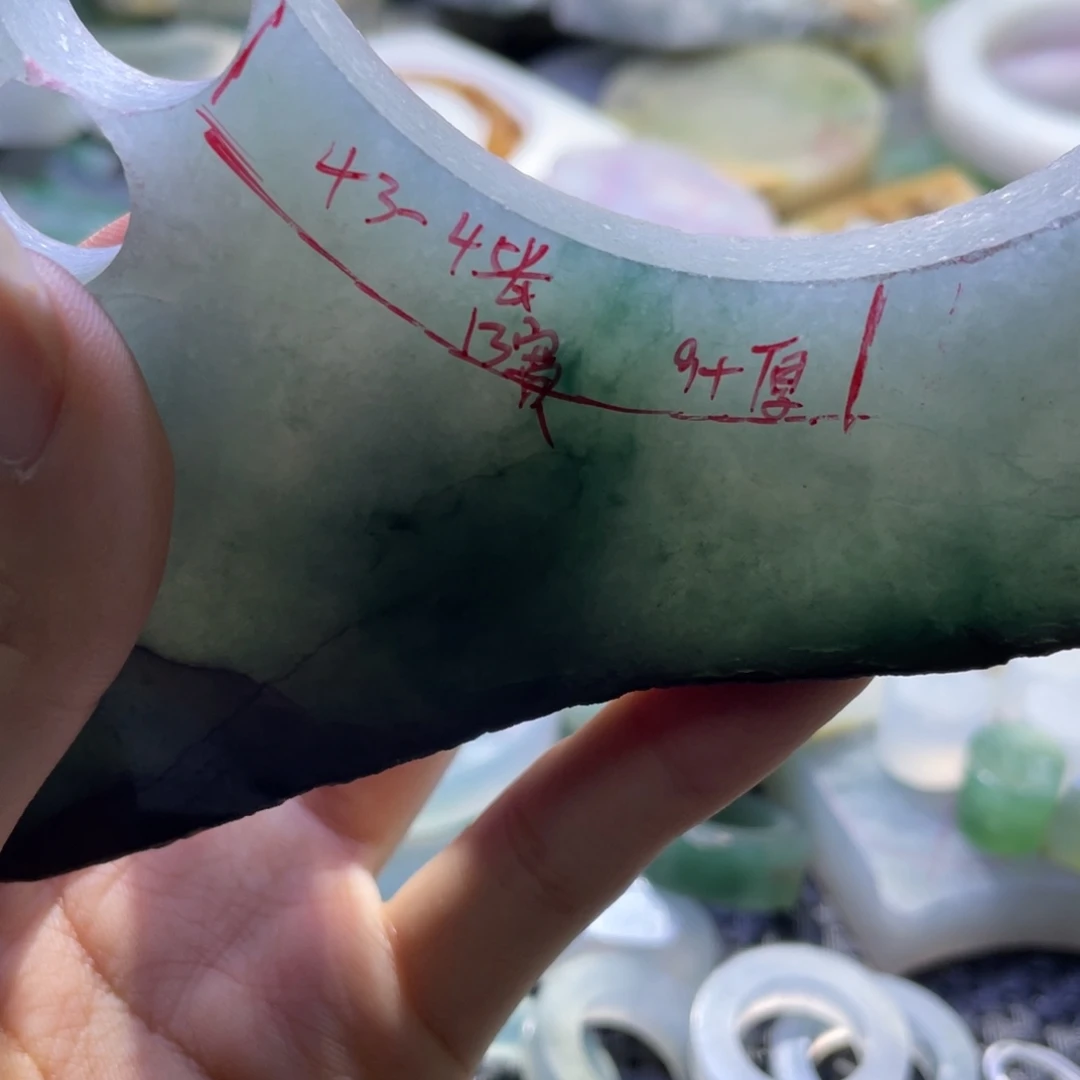 卓***越定制翡翠未镶嵌翡翠
