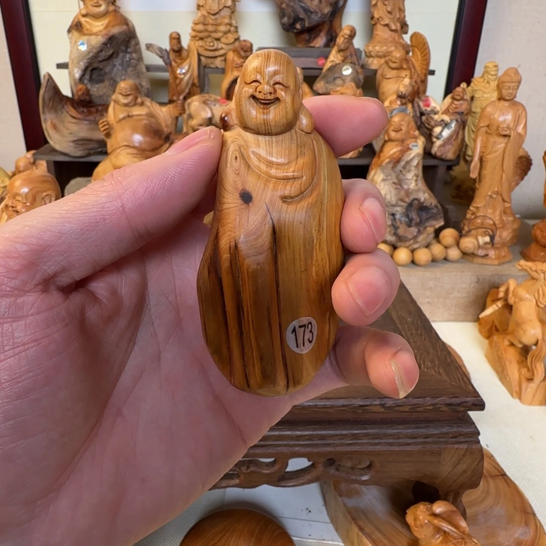 崖柏小木匠艺雕一物一拍