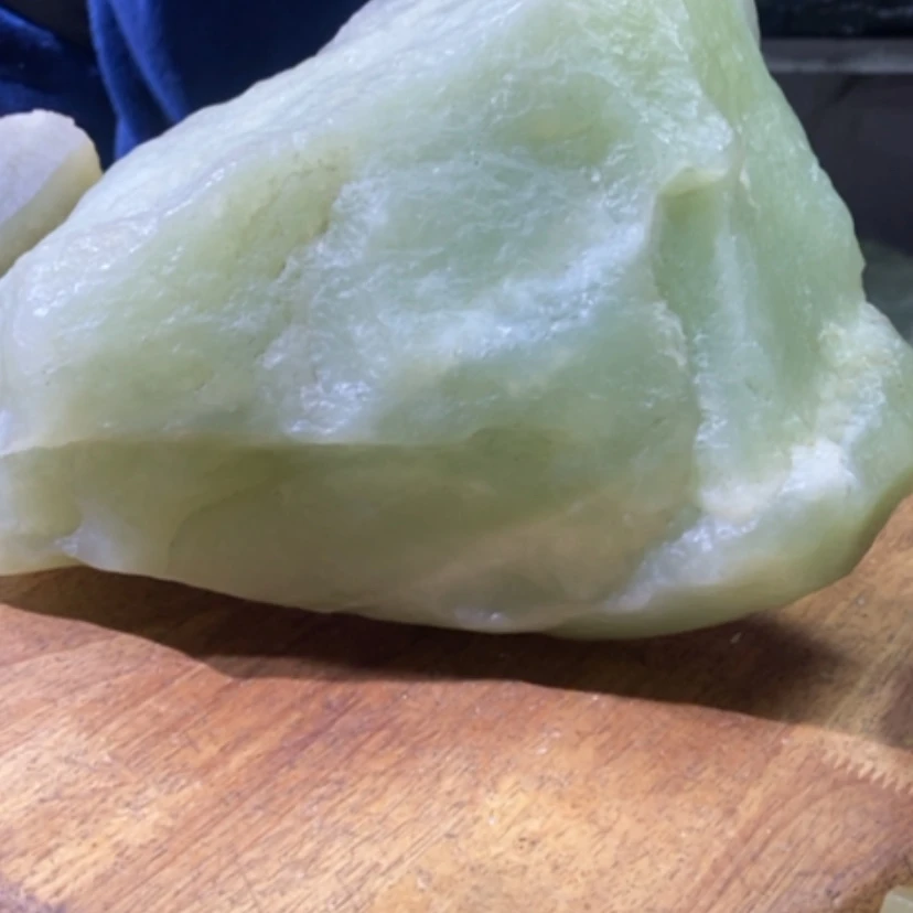 【闪购商品】蛇纹石玉珠宝奇石未镶嵌土*龙