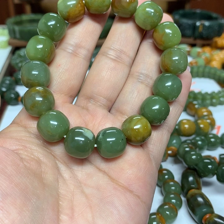 乐***壮未镶嵌和田玉珠宝奇石