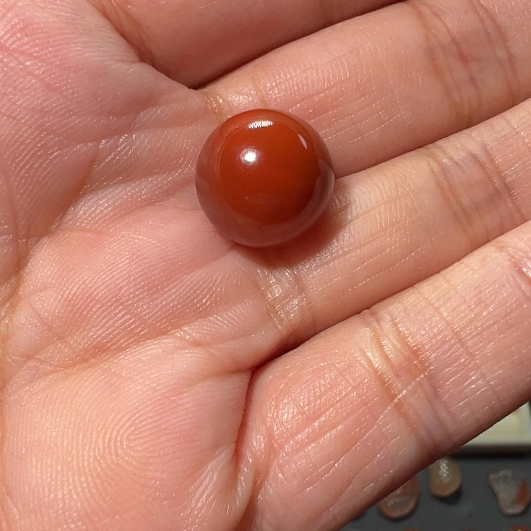 南红玛瑙川料未镶嵌冰飘单珠13+