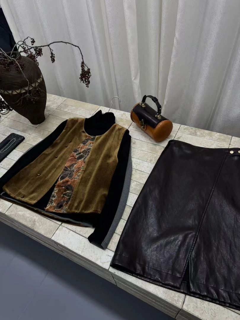 【云谷】新中式秋冬高克重圆领丝绒厚款马夹拼接气质马甲百搭款