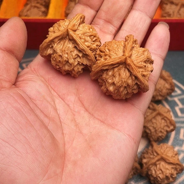 银***雲吊坠文玩核桃一图一物