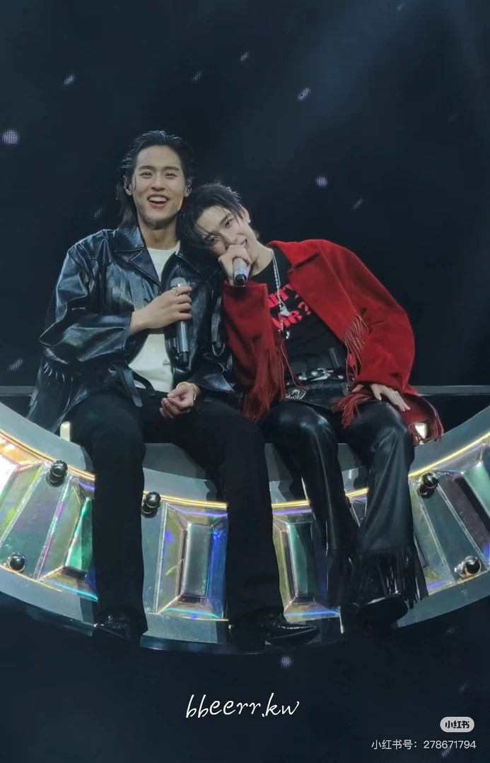 MARKGONG（BKPP同款）mmarry me?T恤