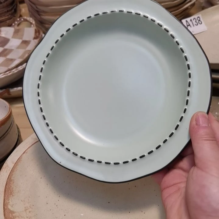 瓷片微瑕虚线八寸浅盘两个一组