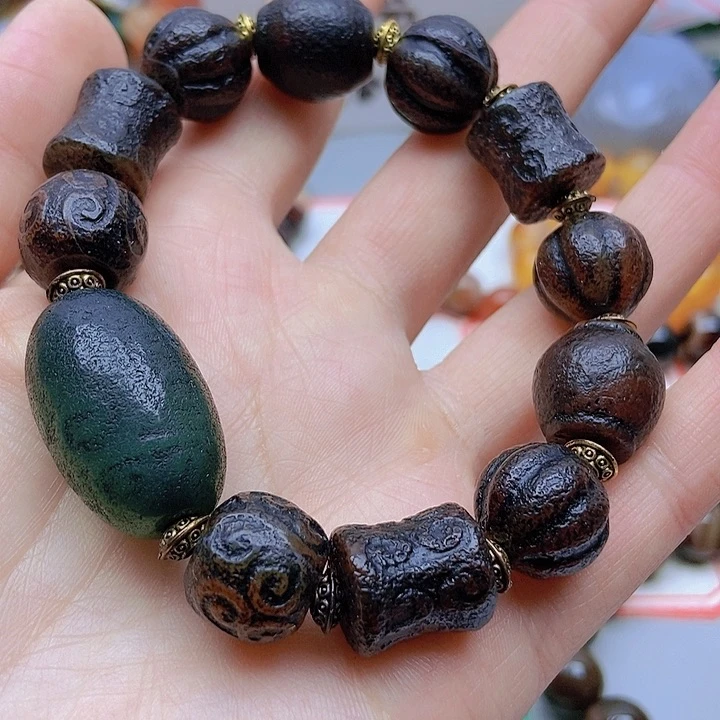 【闪购商品】玛瑙/玉髓珠宝半成品未镶嵌卫****江