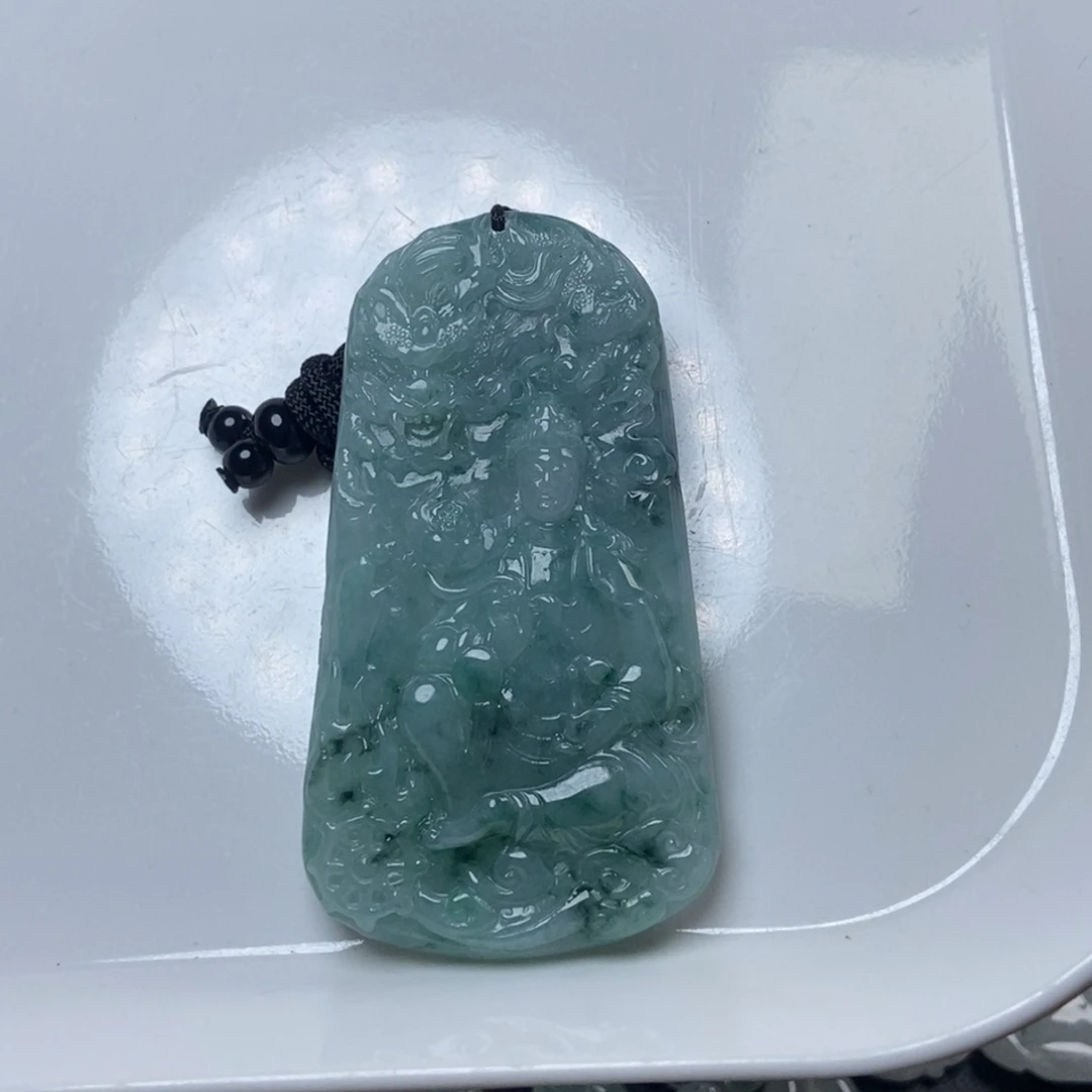 翡翠颈饰未镶嵌卷*天然