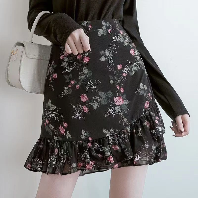 2025碎花半身裙女夏a字裙大码微胖MM新款高腰裙遮胯荷叶边短裙潮