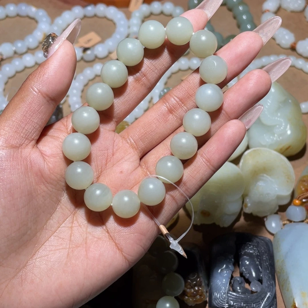 和田玉卡12圆珠未镶嵌晓*