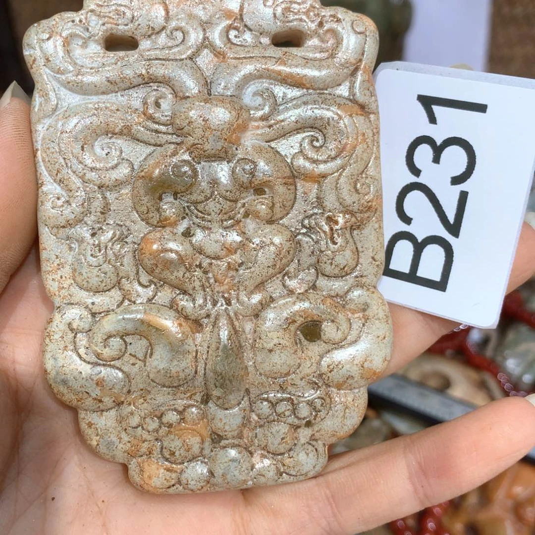 颈饰未镶嵌和田玉