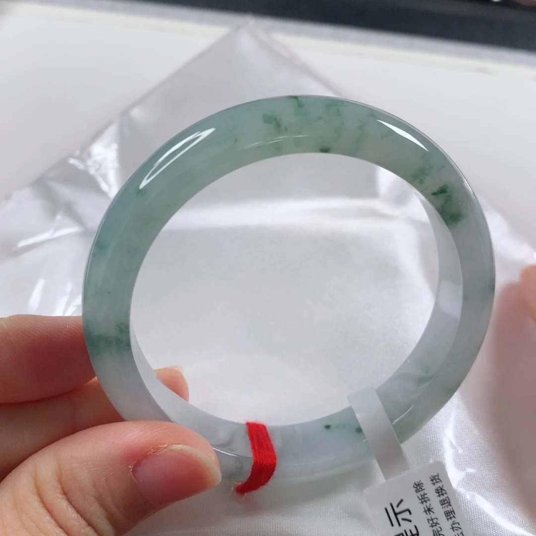 未镶嵌手镯翡翠251