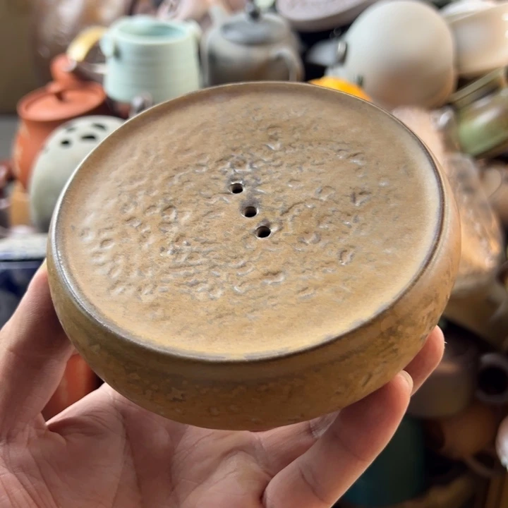 瓷片粗蛋白含量过大等原因造成皮肤