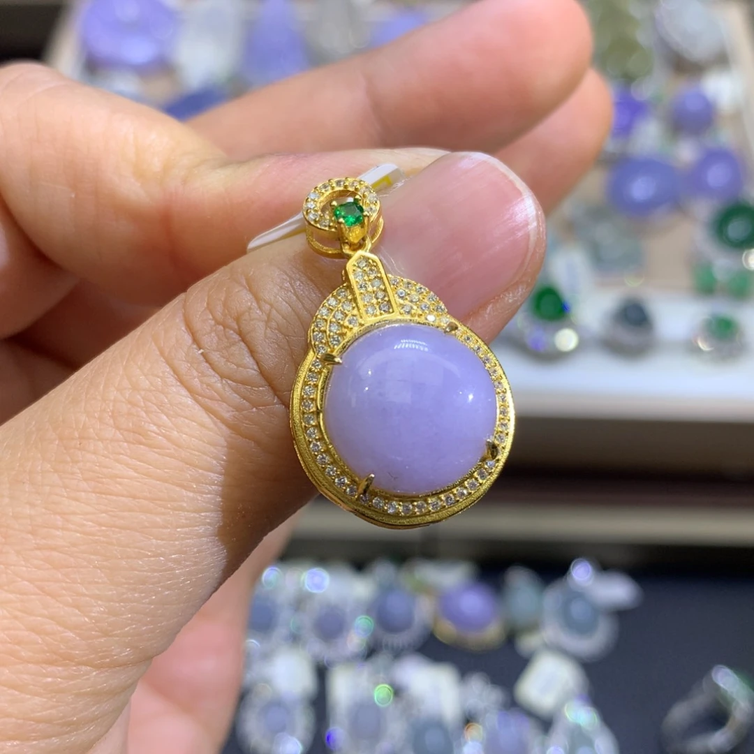 翡翠颈饰银S925镶嵌翡翠吊坠