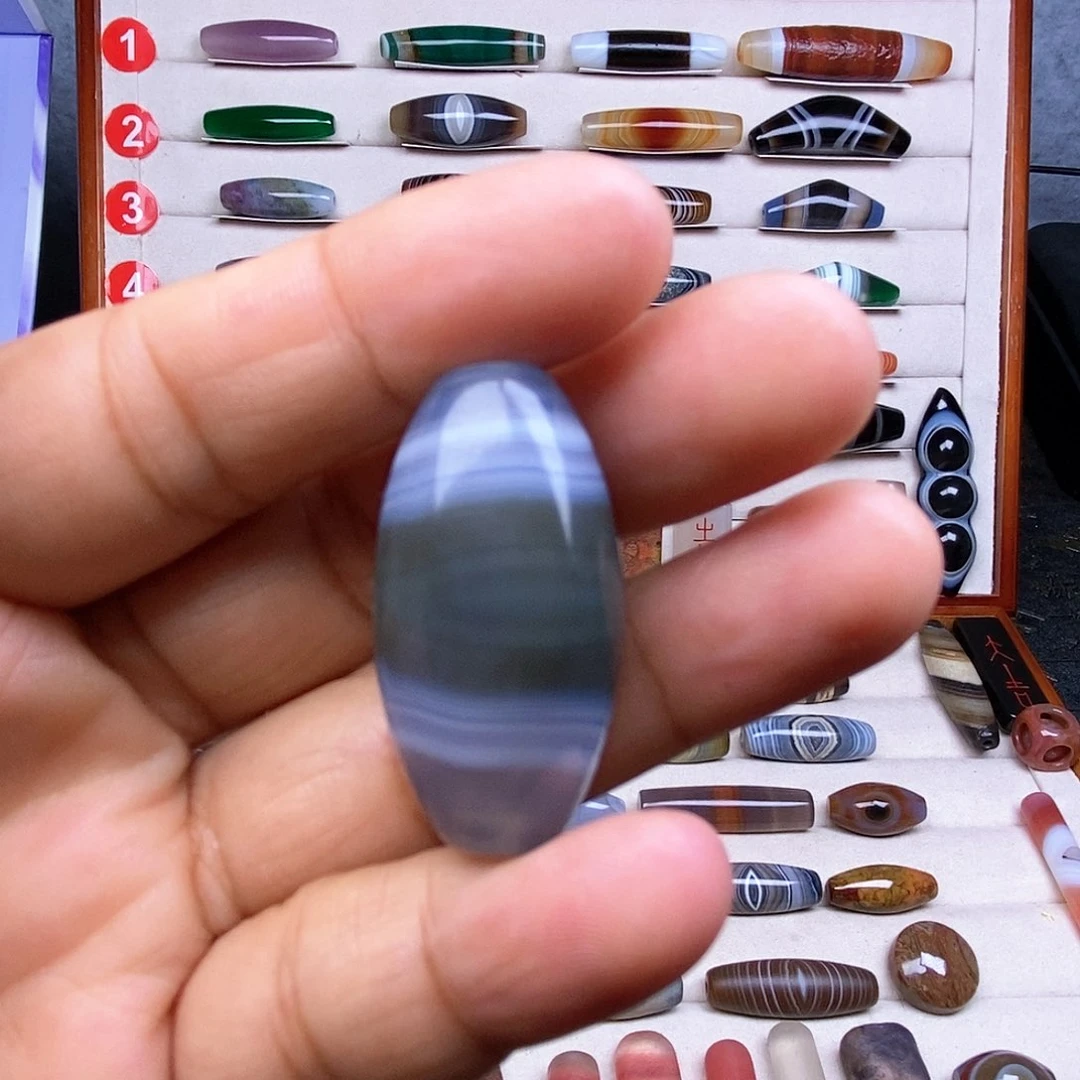 未镶嵌玛瑙/玉髓珠宝奇石