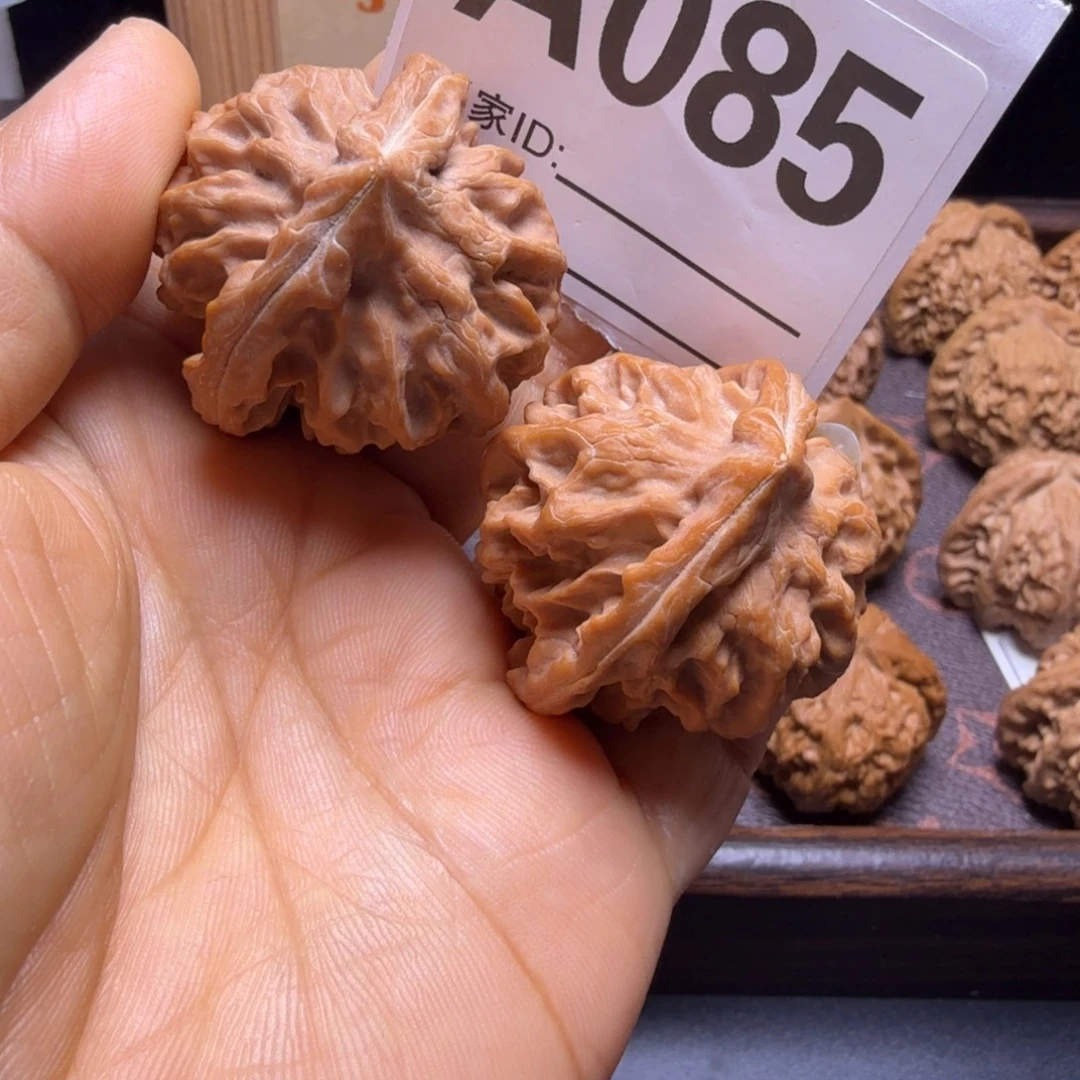 文玩核桃把件38尺曹大龙A085