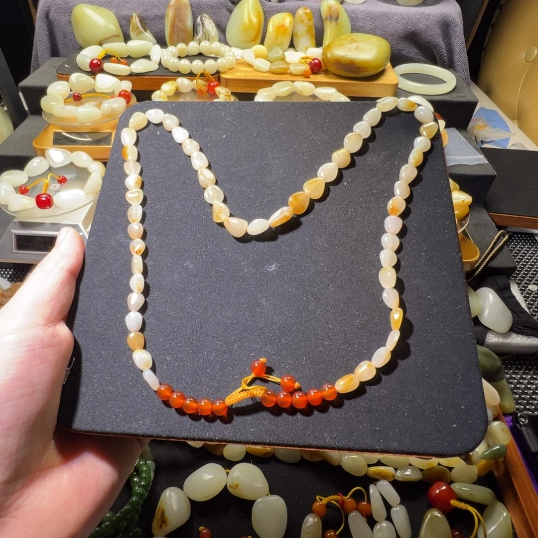 项链未镶嵌和田玉