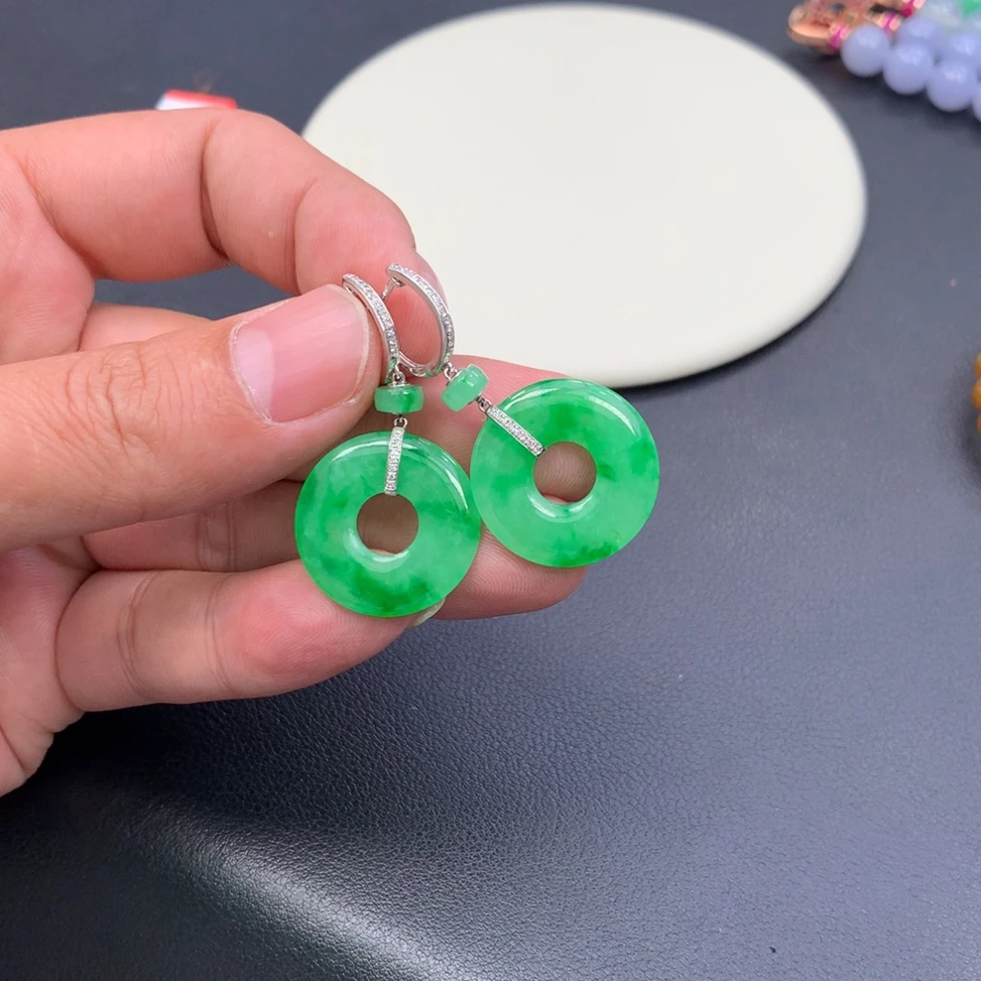 翡翠18K金镶嵌颈饰48小时鉴赏期退货不扣服务费